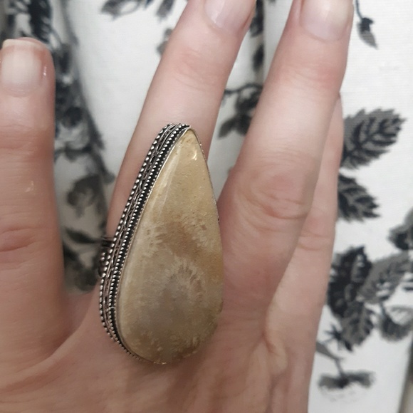 New Oversized Fossil Coral 925 Silver Statement Ring. - Picture 7 of 10